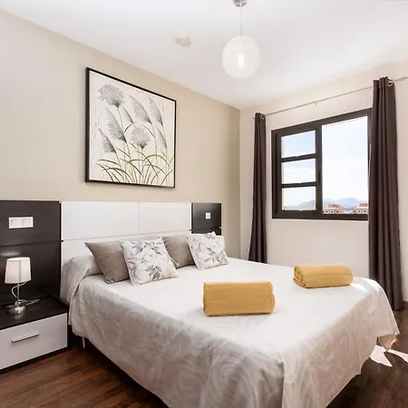 Vila Home2book Private Pool & Terrace, Aloha Sun *