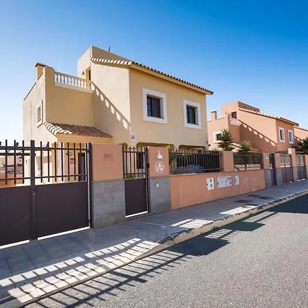 ヴィラ Home2book Private Pool & Terrace, Aloha Sun *