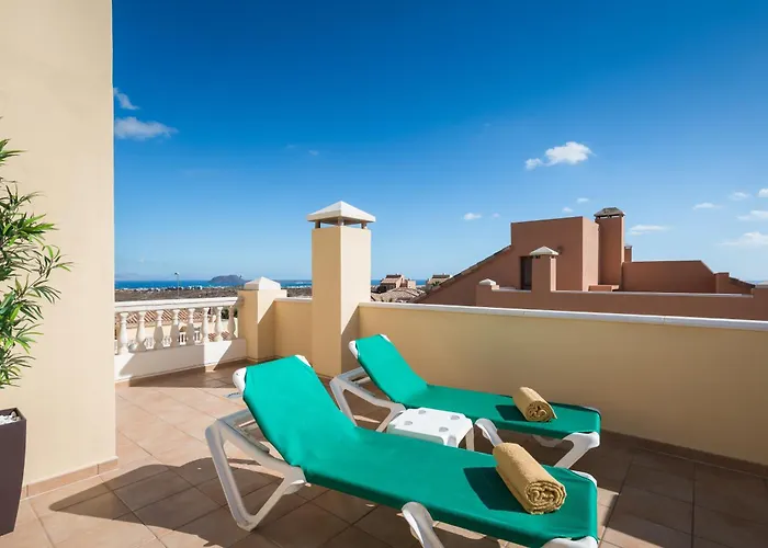 别墅 Home2book Private Pool & Terrace, Aloha Sun *