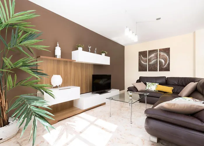 Home2book Private Pool & Terrace, Aloha Sun 科拉雷侯