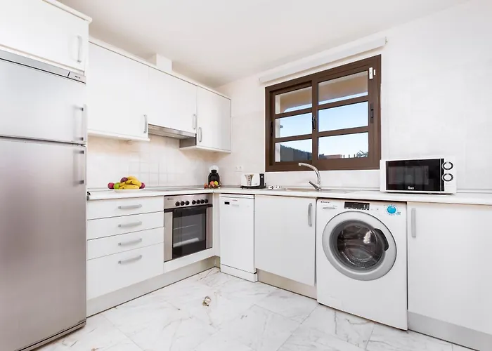 Home2book Private Pool & Terrace, Aloha Sun *