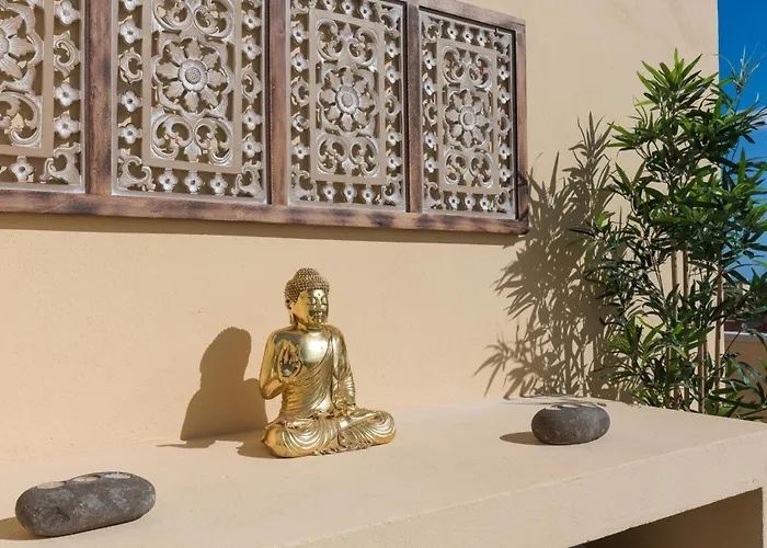 别墅 Home2book Private Pool & Terrace, Aloha Sun