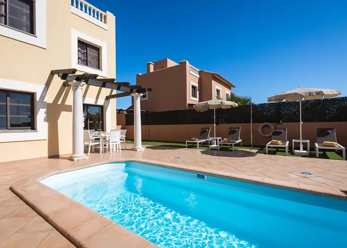 别墅 Home2book Private Pool & Terrace, Aloha Sun *