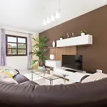 Home2book Private Pool & Terrace, Aloha Sun 别墅 *