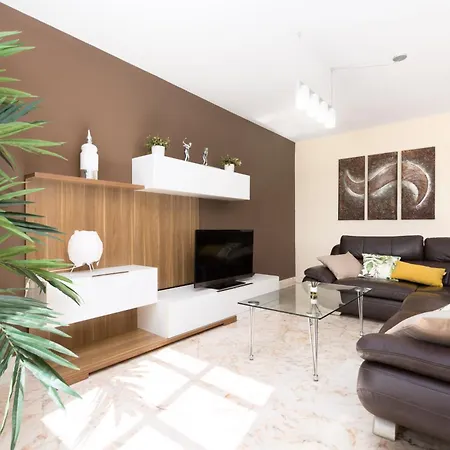 Home2book Private Pool & Terrace, Aloha Sun 科拉雷侯